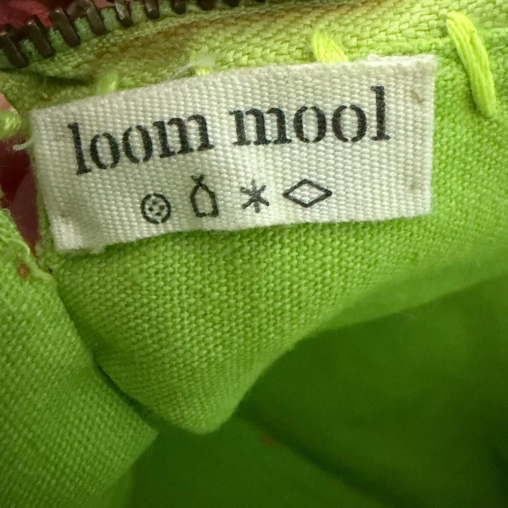 Loom Mool Embroidered Fish Tassel Pouch Womens Small‎ Pink